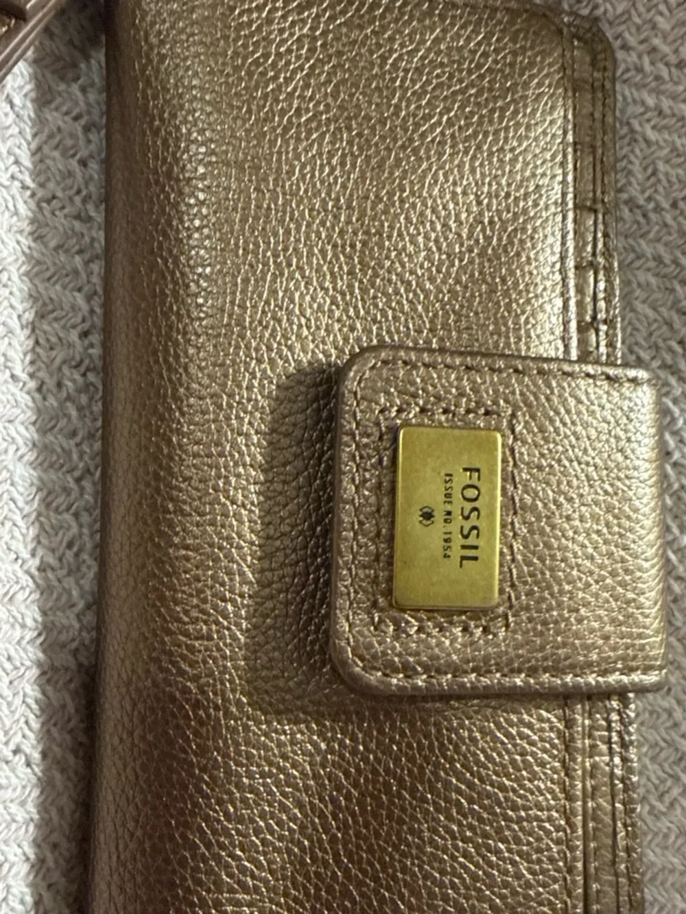 Fossil Metallic Gold Leather Card Holder